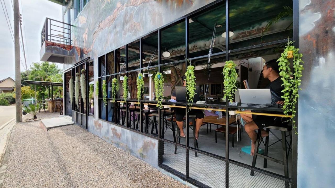 Save Hostel Тау Экстерьер фото